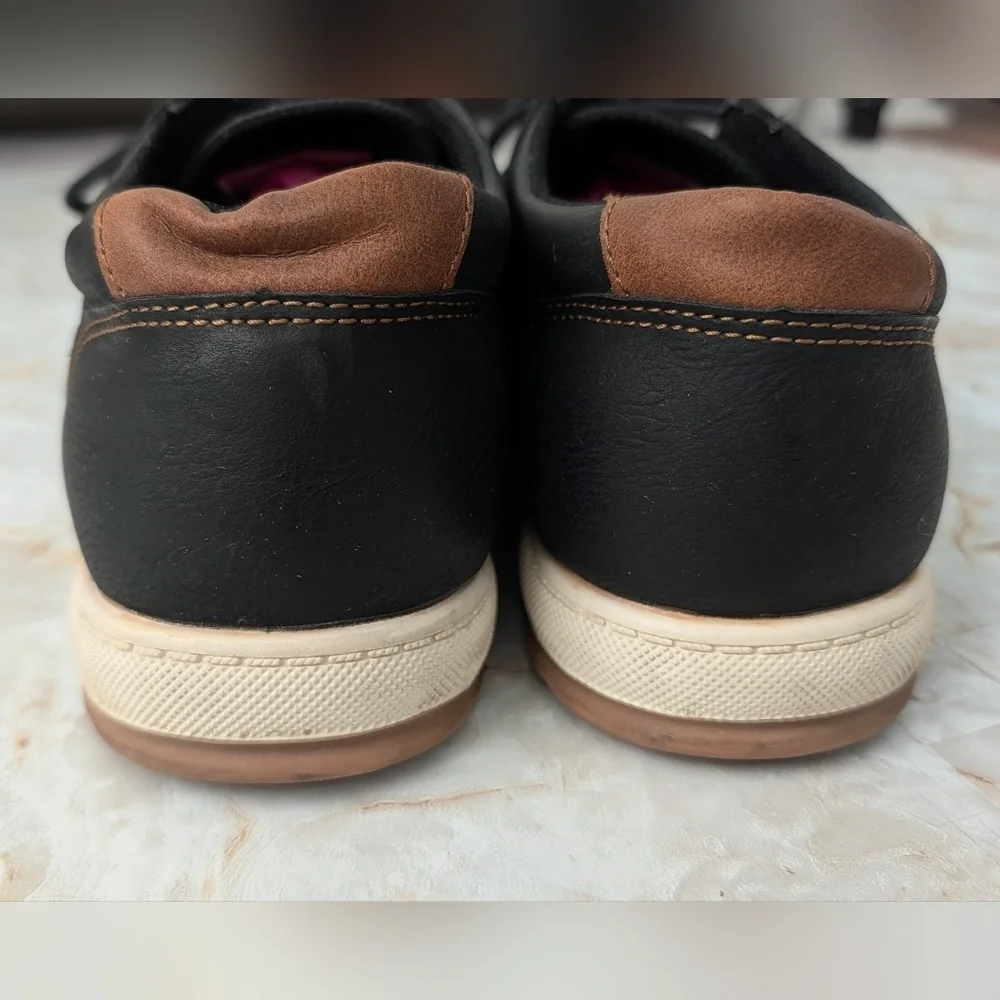 Levis levi black